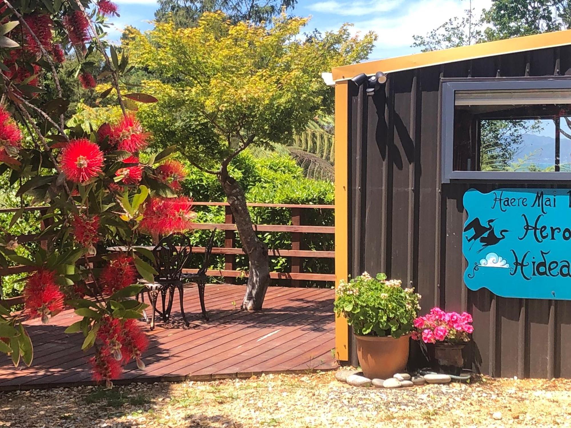 Heron Hideaway At First Light Rangihaeata Retreat Extérieur photo